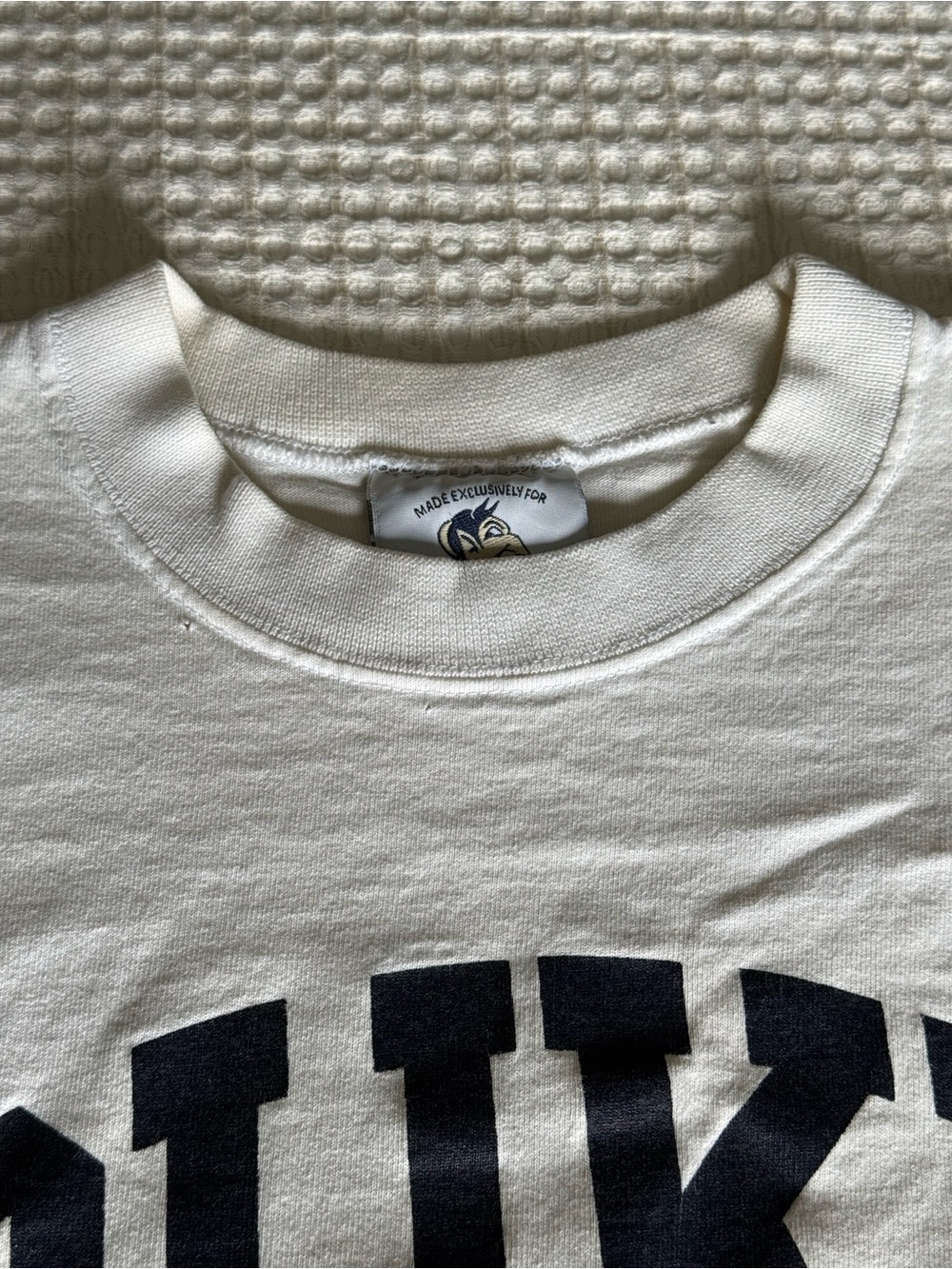 Vintage 1990s Duke University White Graphic Crewneck Tee single stitched - Picture 4 of 6
